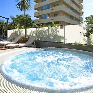 Ferretti Family Madison - **** Каттолика